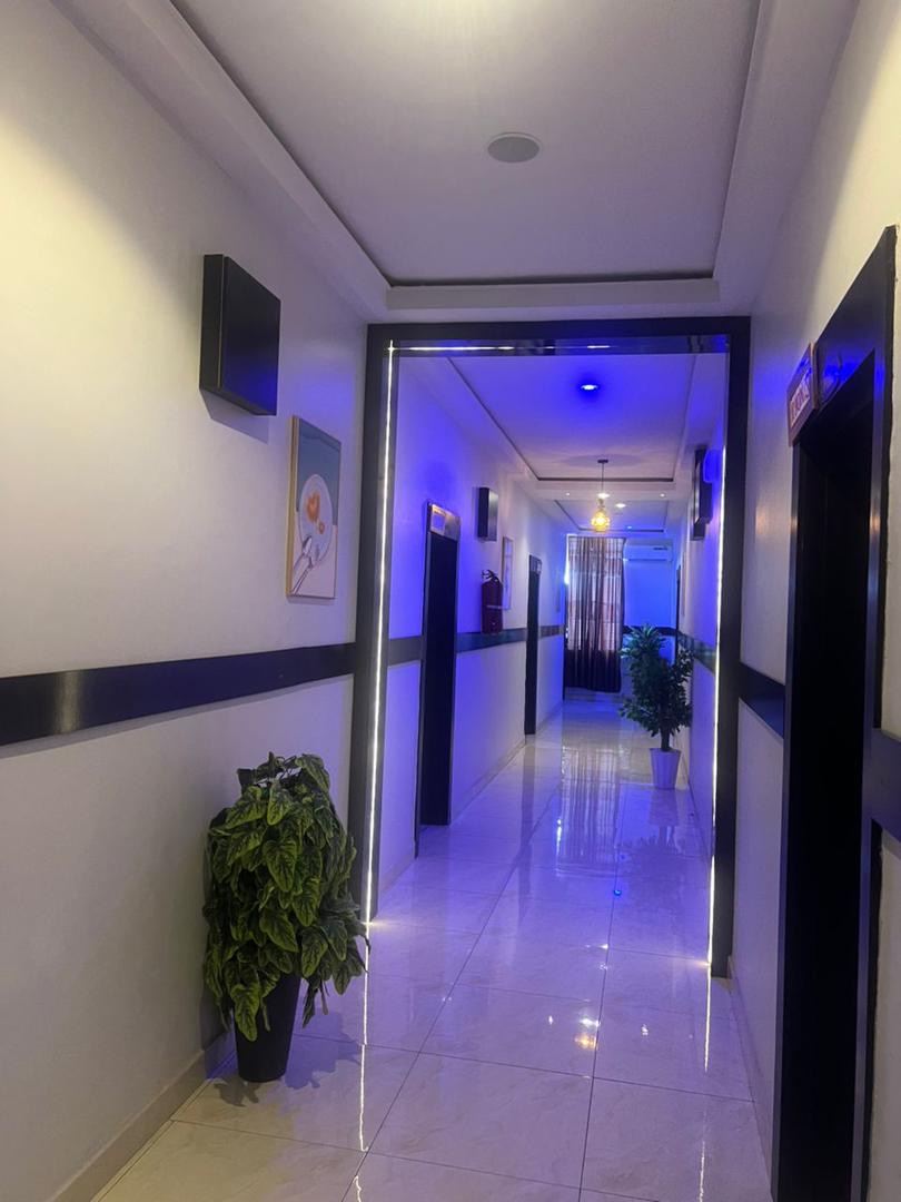 Walk way