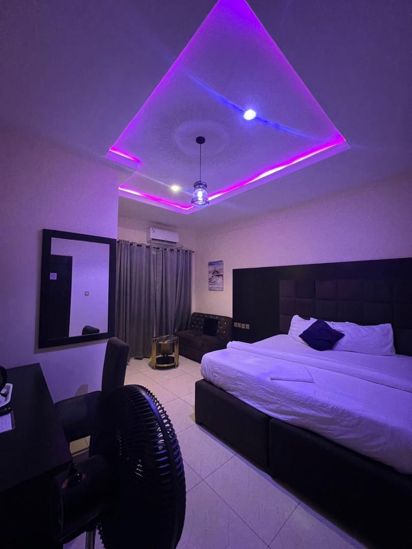 Executive Room